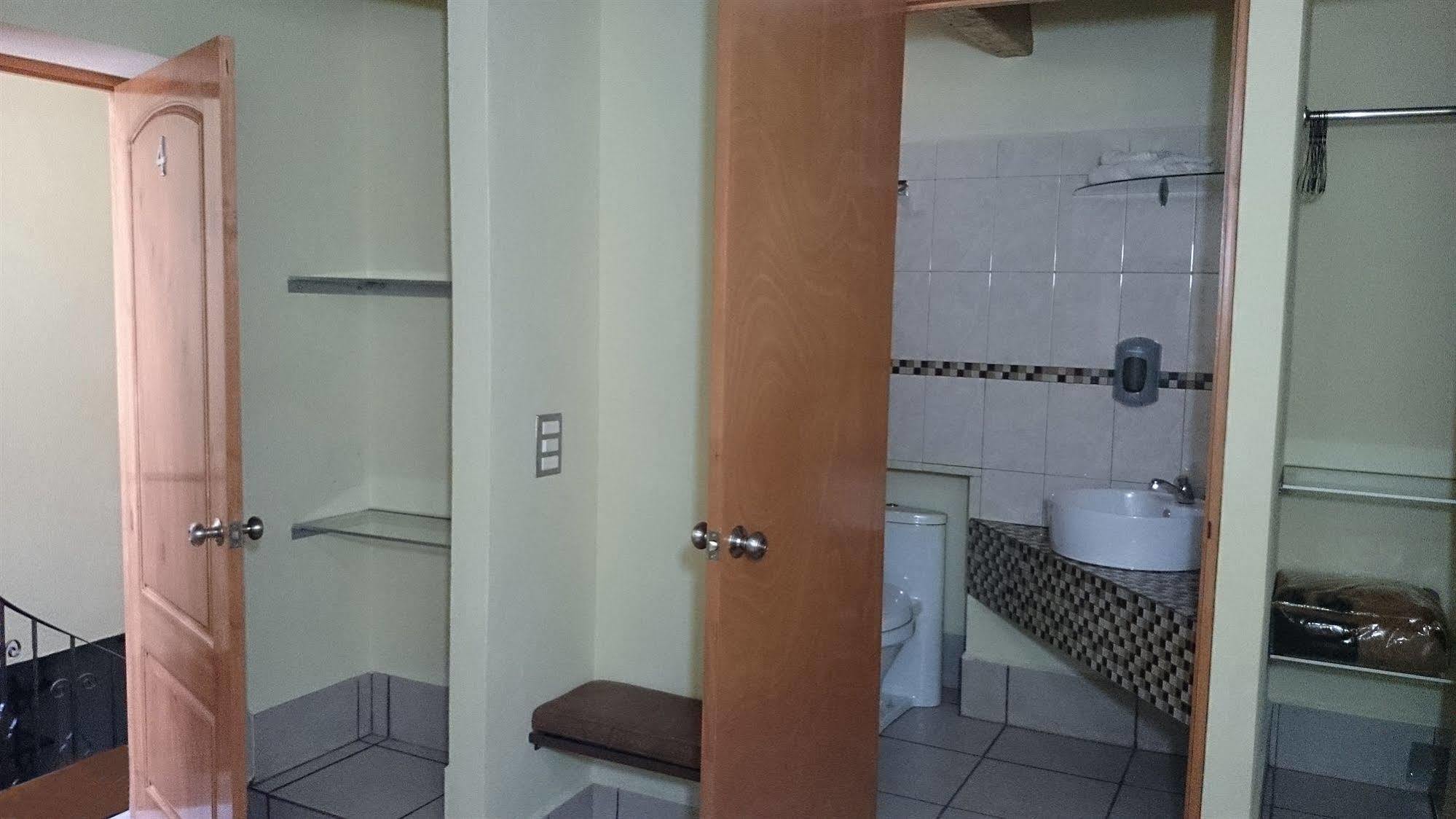 Hotel 1973 San Luis Potosi Bagian luar foto